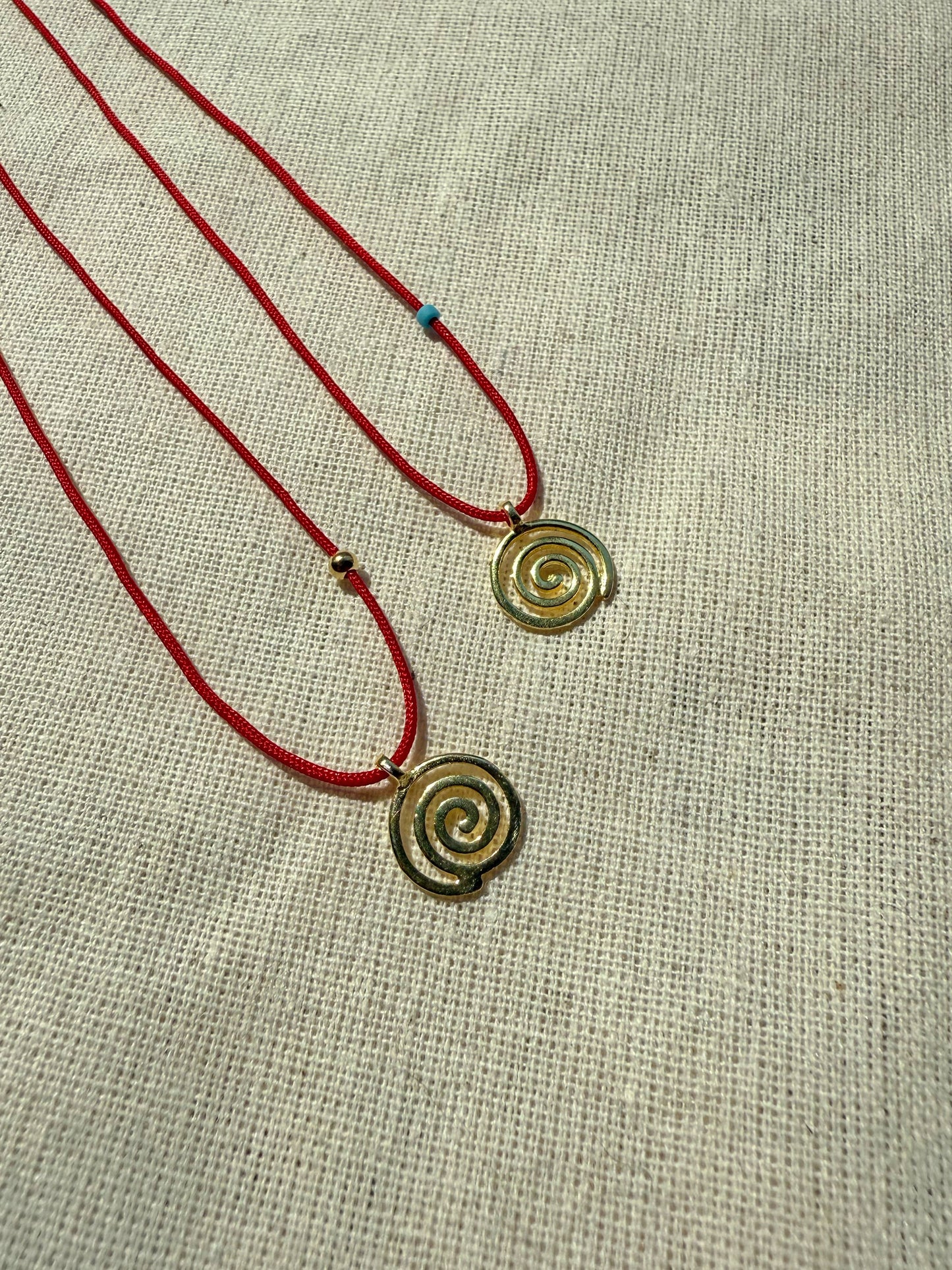 Kırmızı İpli Spiral Kolye / 925 Ayar Gümüş