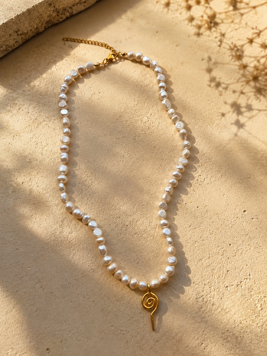 Mavi Spiral Detaylı İnci Kolye - Gold / 925 Ayar Gümüş