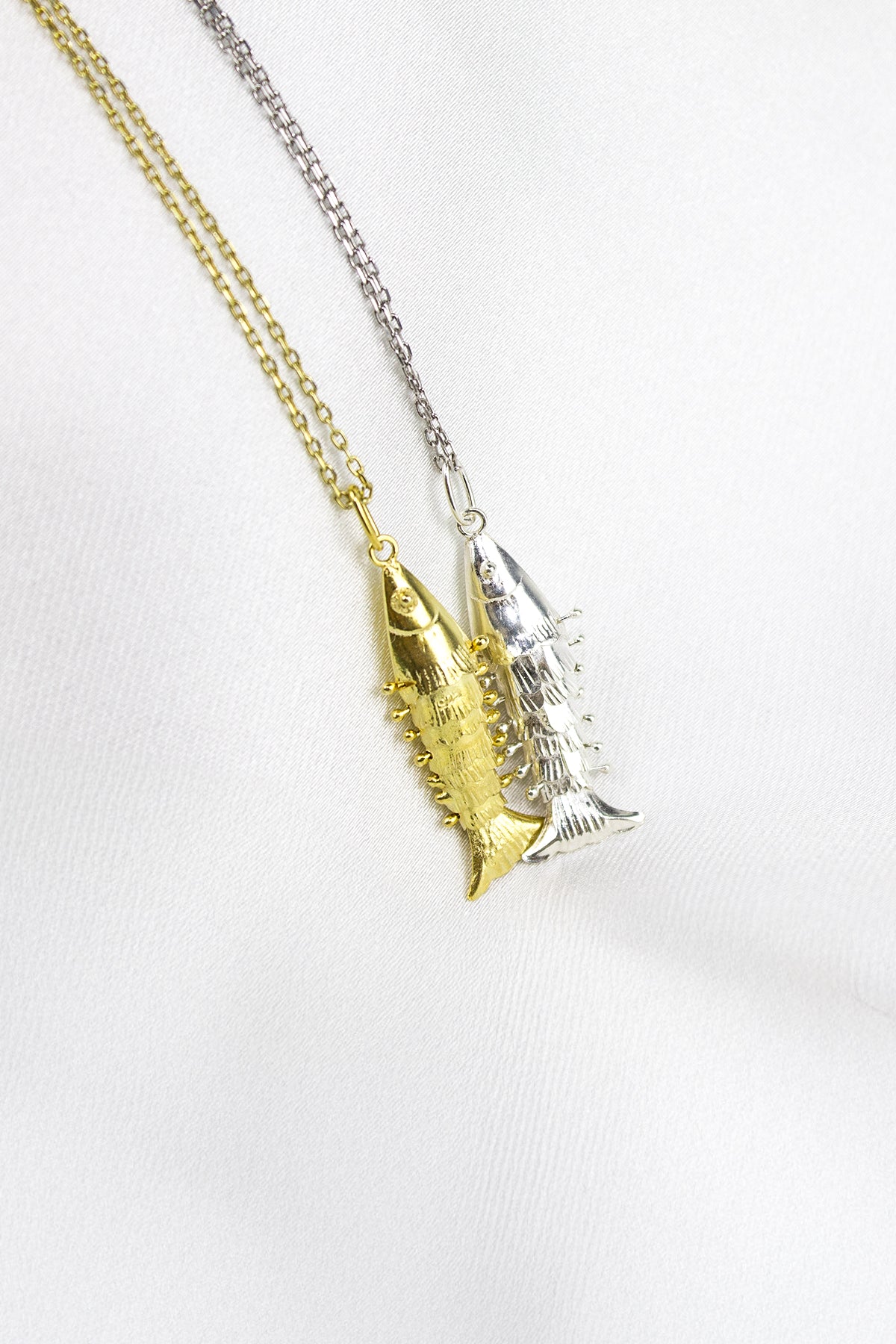 Zincirli Sallanan Balık Kolye - Gold / 925 Ayar Gümüş - The Leia