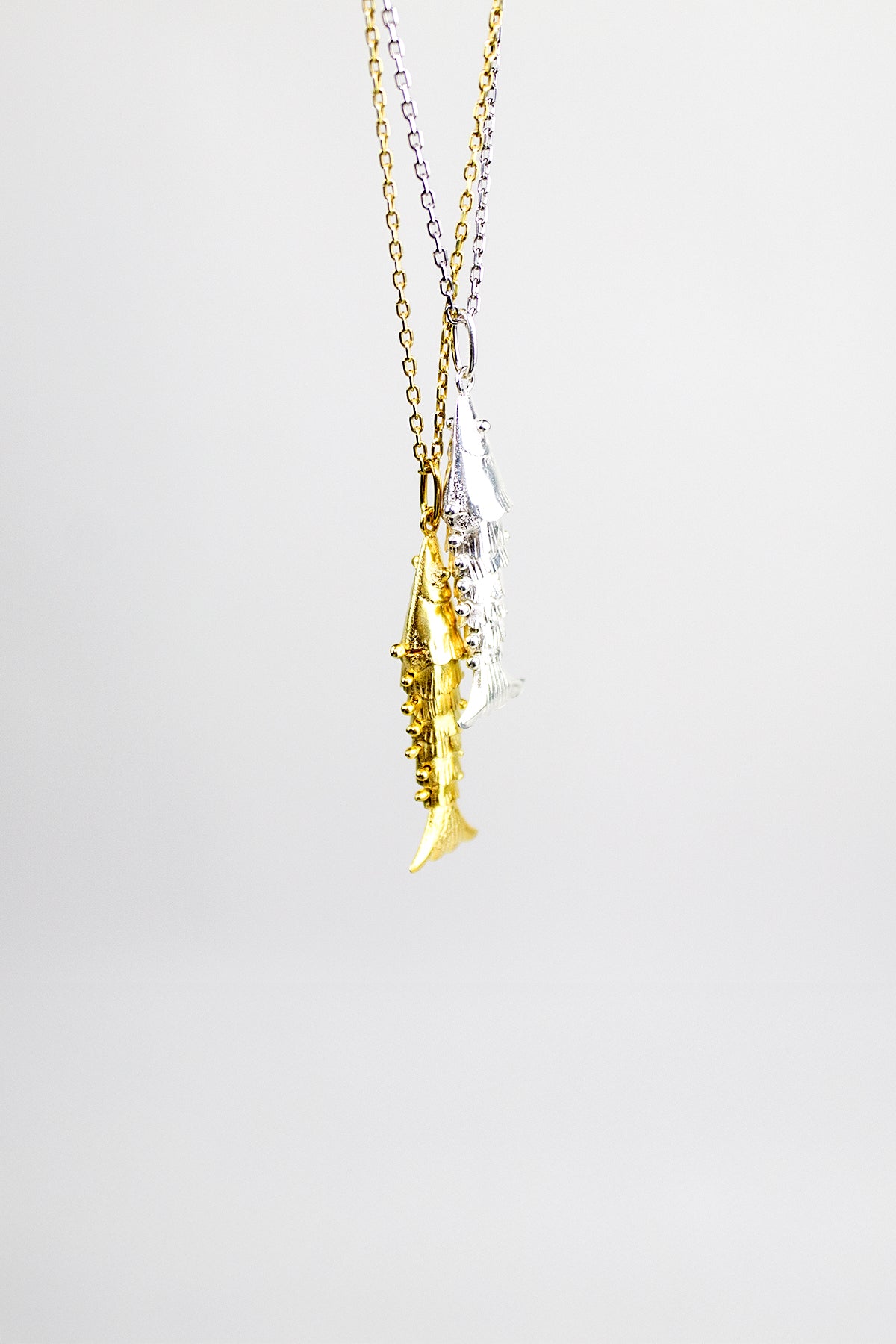 Zincirli Sallanan Balık Kolye - Gold / 925 Ayar Gümüş - The Leia