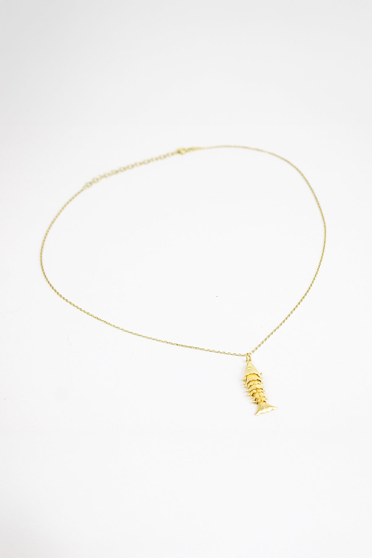 Zincirli Sallanan Balık Kolye - Gold / 925 Ayar Gümüş - The Leia