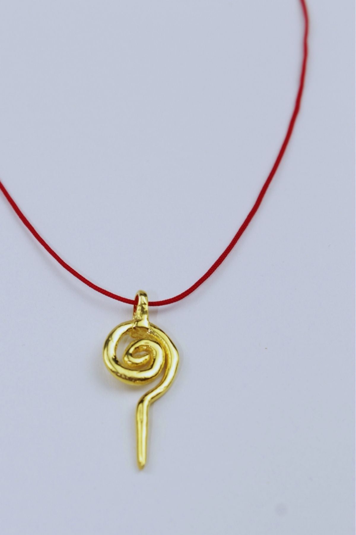Kırmızı İpli Vintage Spiral Kolye / 925 Ayar Gümüş