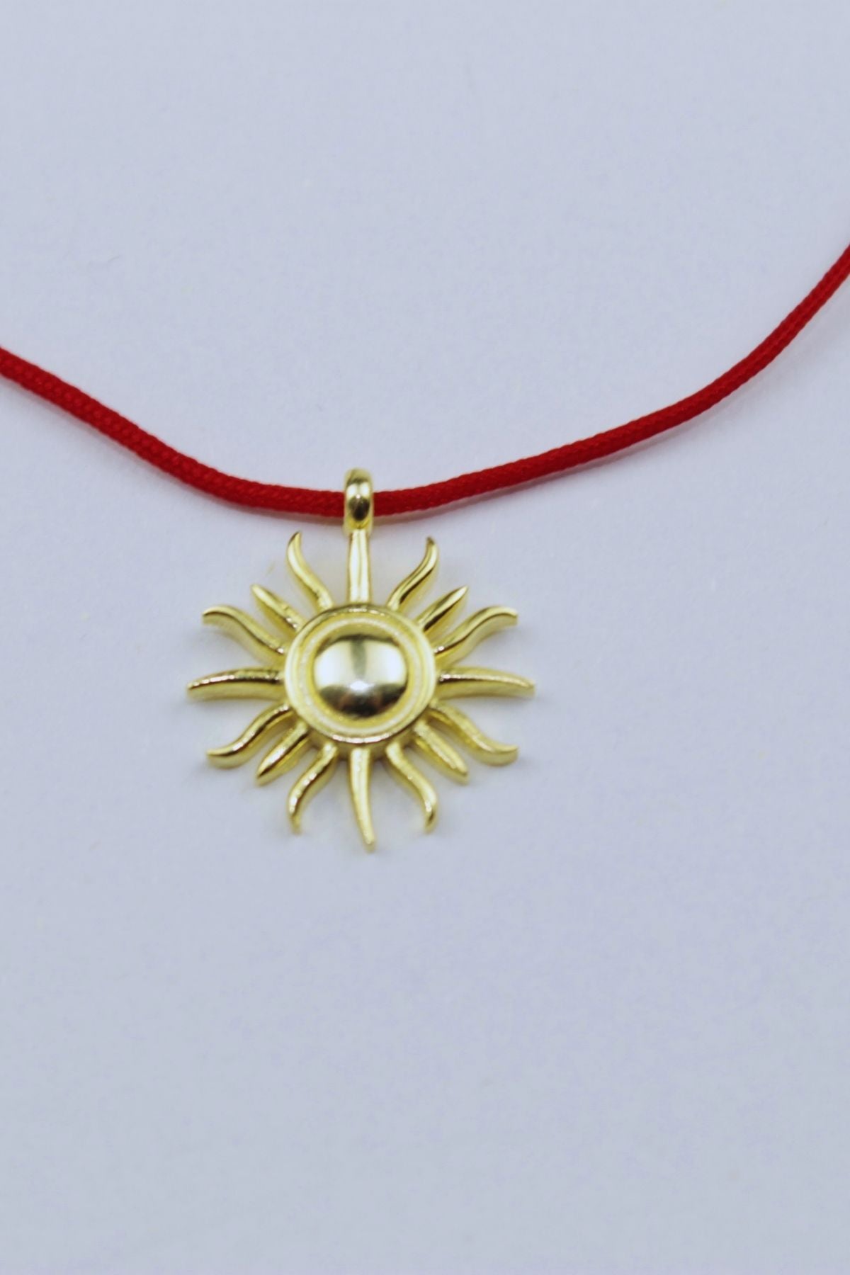 Kırmızı İpli Mini Güneş Kolye / 925 Ayar Gümüş