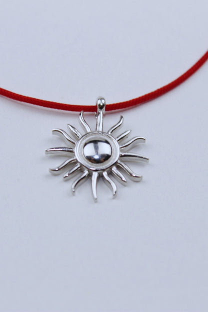 Kırmızı İpli Mini Güneş Kolye / 925 Ayar Gümüş