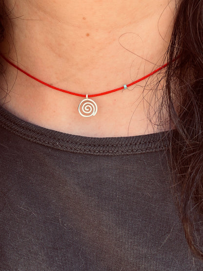 Kırmızı İpli Spiral Kolye / 925 Ayar Gümüş