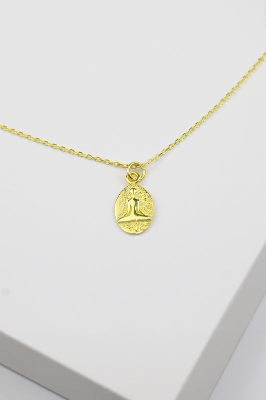 Zincirli Plaka Yoga Kolye- Gold / 925 Ayar Gümüş