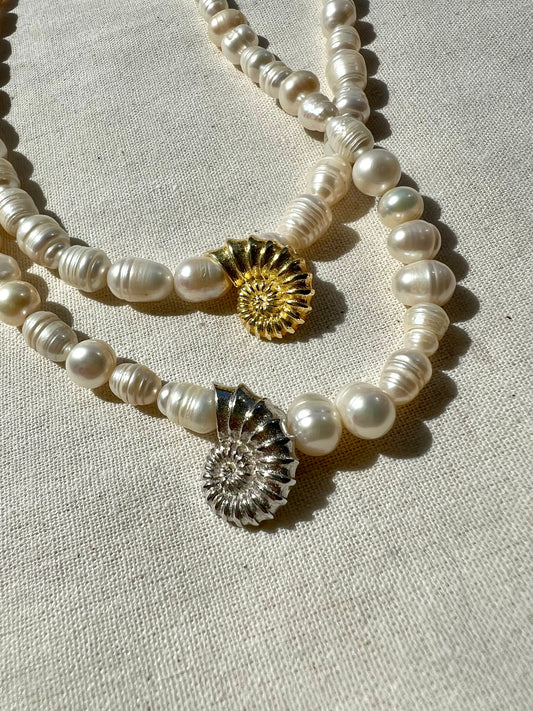 Deniz Kabuğu Detaylı İnci Kolye / 925 Ayar Gümüş