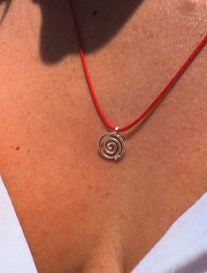 Kırmızı İpli Spiral Kolye / 925 Ayar Gümüş